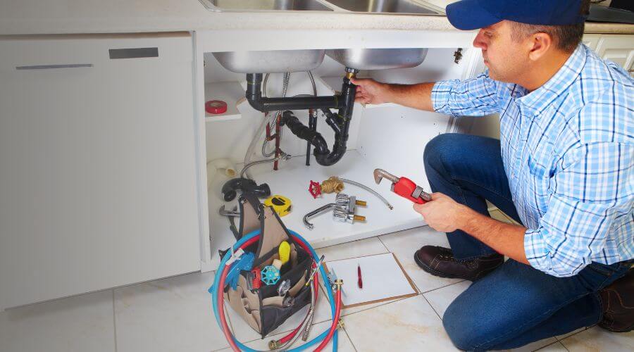 Expert burst pipe repair services in Mountain Home, AR